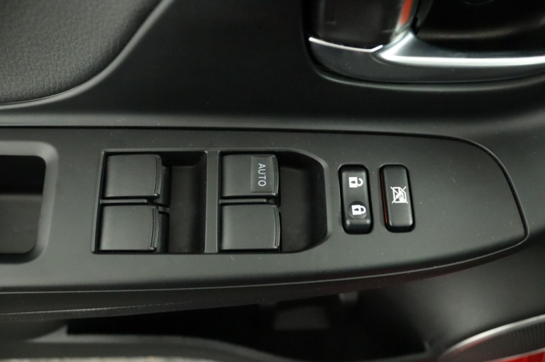 Toyota Yaris - 1.5 Hybrid Premium 29