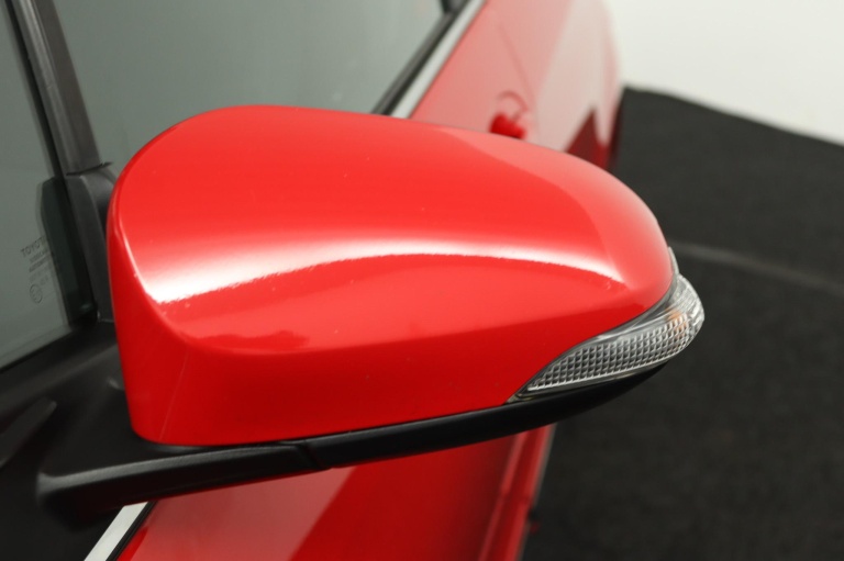 Toyota Yaris - 1.5 Hybrid Premium 38