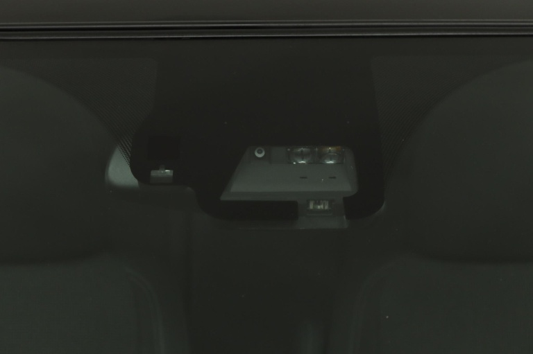 Toyota Yaris - 1.5 Hybrid Premium 41