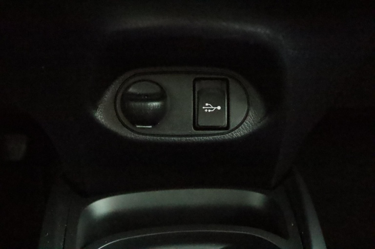 Toyota Yaris - 1.5 Hybrid Premium 58