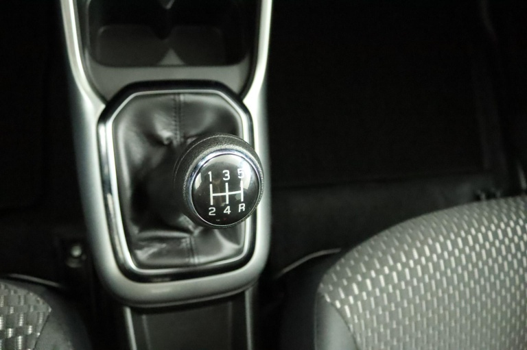 Suzuki Ignis - 1.2 Smart Hybrid Style 27