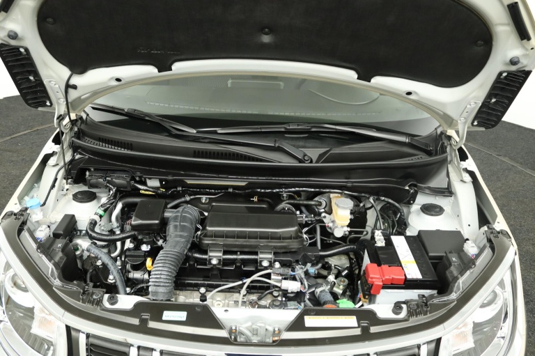 Suzuki Ignis - 1.2 Smart Hybrid Style 35