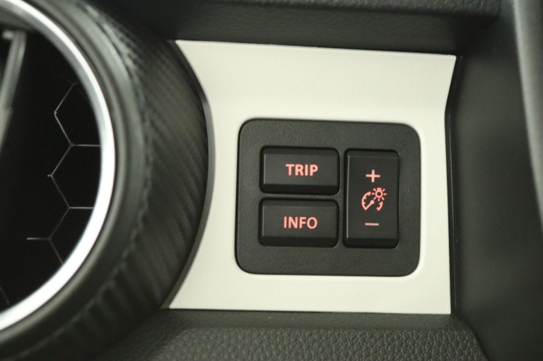 Suzuki Ignis - 1.2 Smart Hybrid Style 48