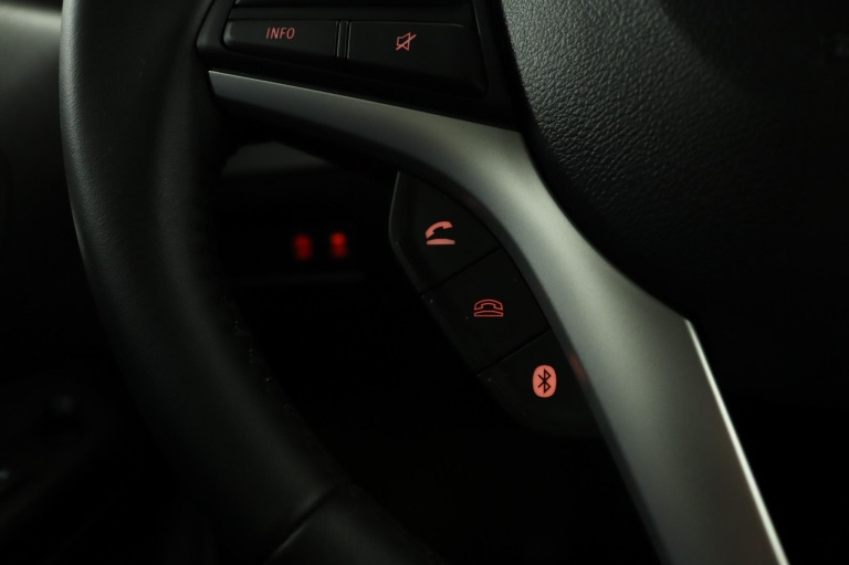 Suzuki Ignis - 1.2 Smart Hybrid Style 51