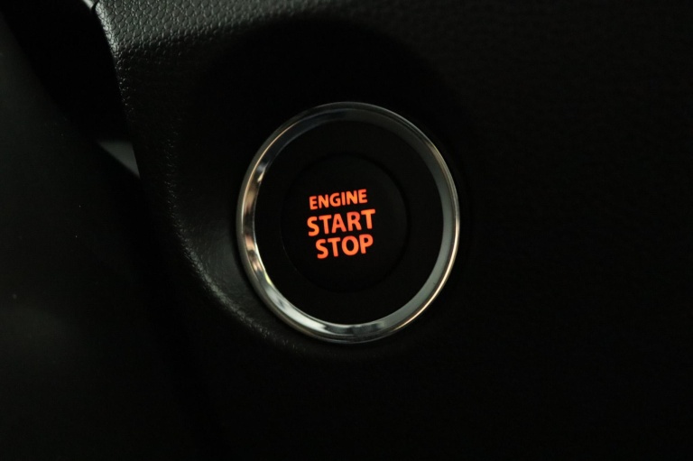 Suzuki Ignis - 1.2 Smart Hybrid Style 52