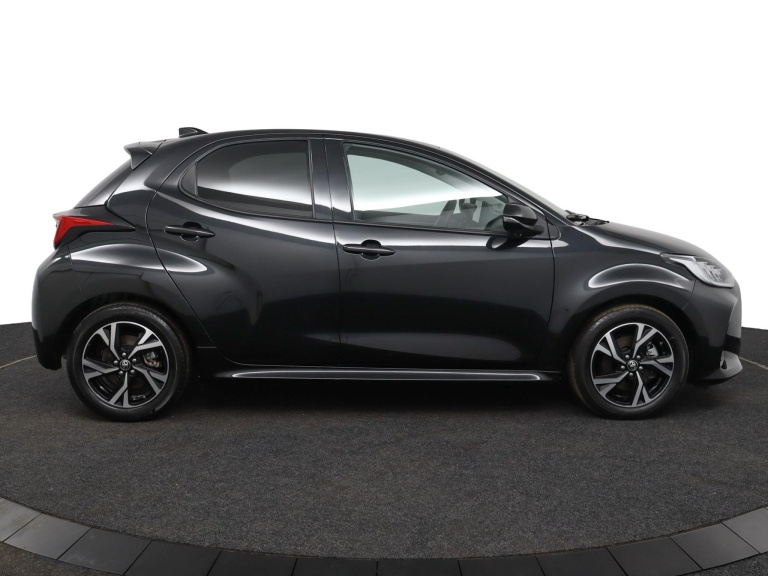 Toyota Yaris - 1.5 Hybrid 115 First Edition 13