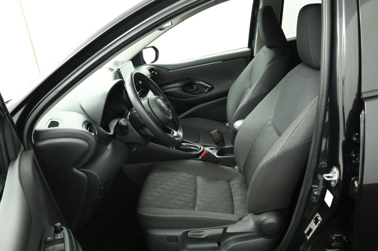 Toyota Yaris - 1.5 Hybrid 115 First Edition 17