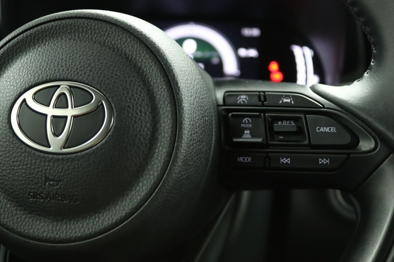Toyota Yaris - 1.5 Hybrid 115 First Edition 21