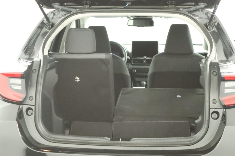 Toyota Yaris - 1.5 Hybrid 115 First Edition 25