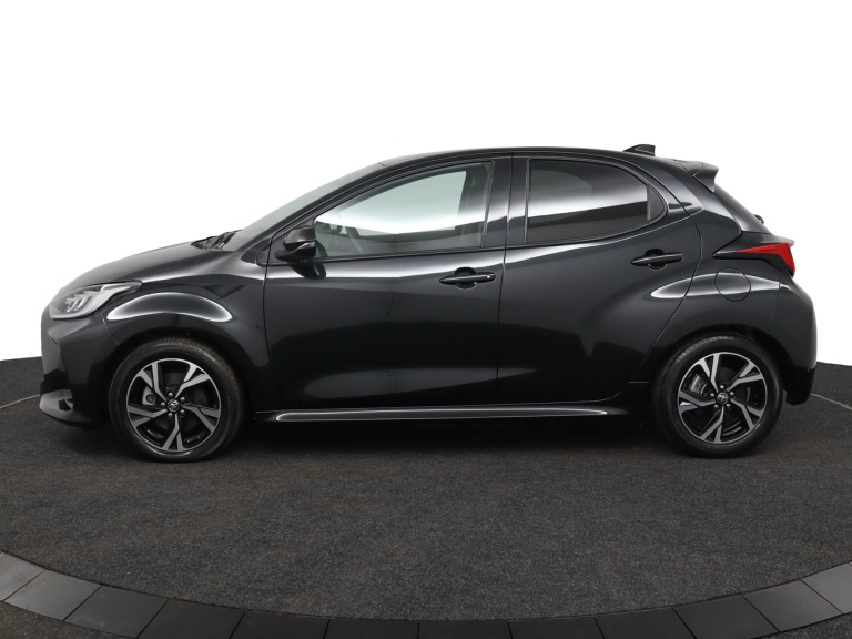 Toyota Yaris - 1.5 Hybrid 115 First Edition 3
