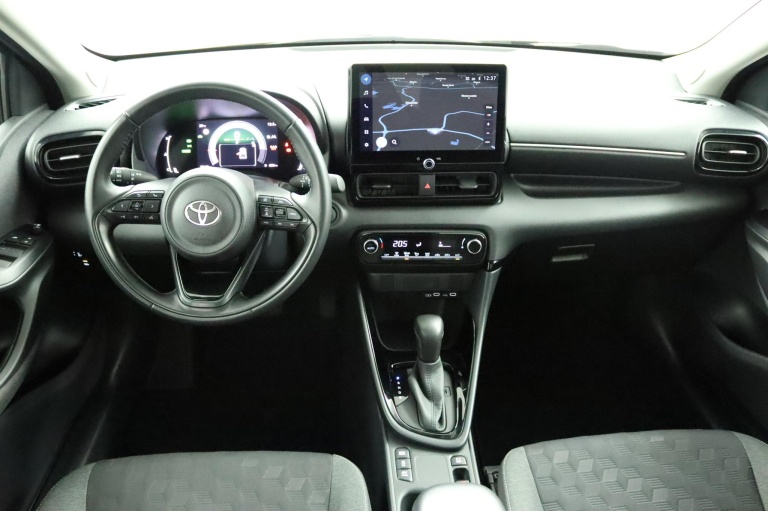 Toyota Yaris - 1.5 Hybrid 115 First Edition 4