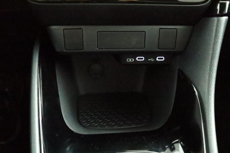 Toyota Yaris - 1.5 Hybrid 115 First Edition 51
