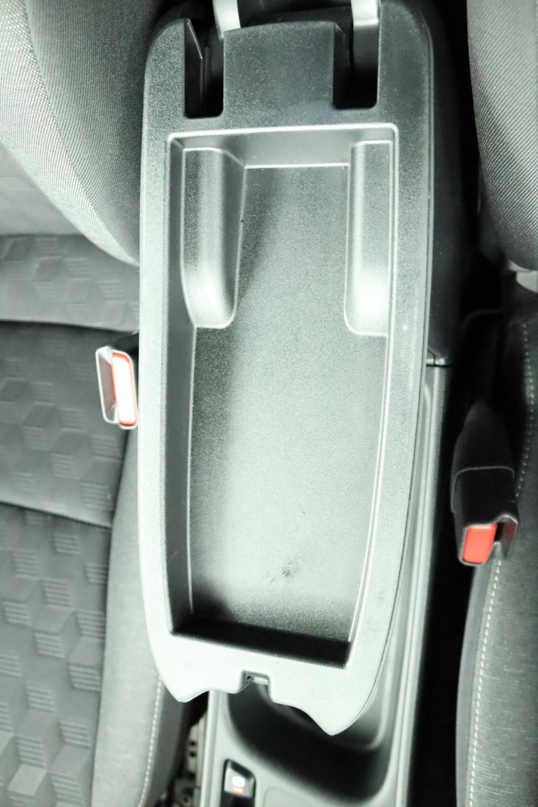 Toyota Yaris - 1.5 Hybrid 115 First Edition 55