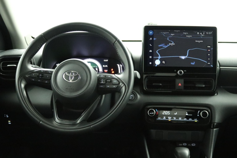 Toyota Yaris - 1.5 Hybrid 115 First Edition 57