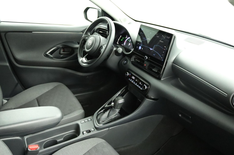 Toyota Yaris - 1.5 Hybrid 115 First Edition 58