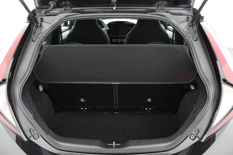 Toyota Aygo X - 1.0 VVT-i S-CVT Pulse 23