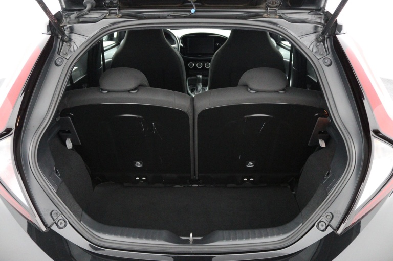 Toyota Aygo X - 1.0 VVT-i S-CVT Pulse 24