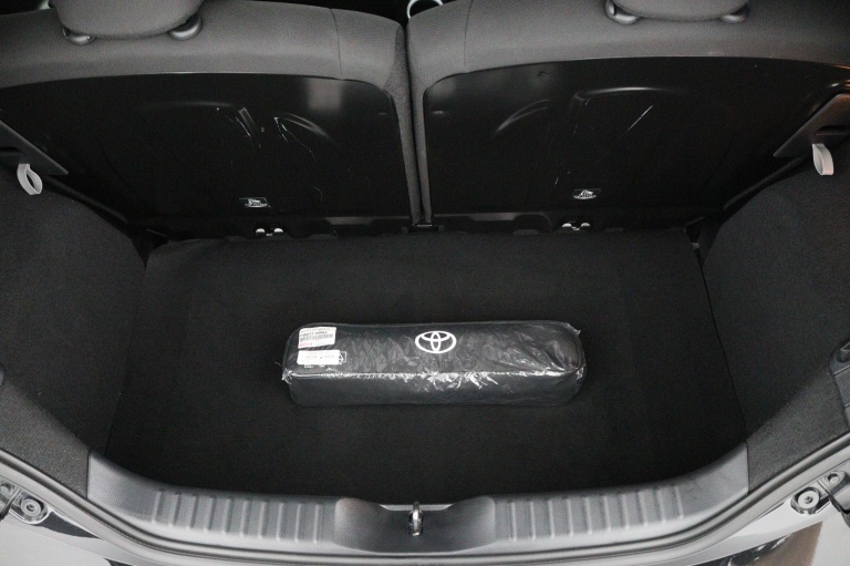 Toyota Aygo X - 1.0 VVT-i S-CVT Pulse 38