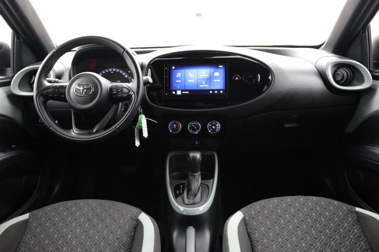 Toyota Aygo X - 1.0 VVT-i S-CVT Pulse 4