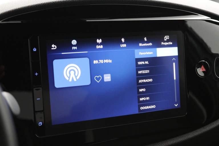 Toyota Aygo X - 1.0 VVT-i S-CVT Pulse 41
