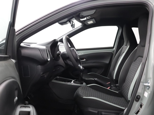 Toyota Aygo X - 1.0 VVT-i MT Pulse