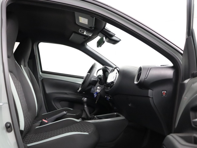 Toyota Aygo X - 1.0 VVT-i MT Pulse