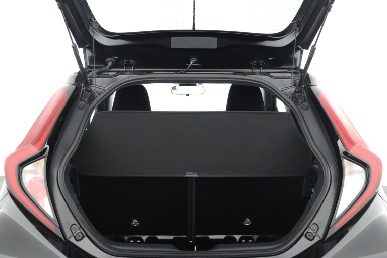 Toyota Aygo X - 1.0 VVT-i MT Pulse 21