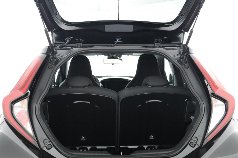 Toyota Aygo X - 1.0 VVT-i MT Pulse 22