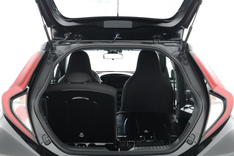 Toyota Aygo X - 1.0 VVT-i MT Pulse 23