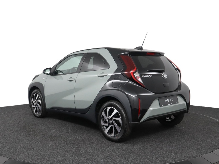 Toyota Aygo X - 1.0 VVT-i MT Pulse 8