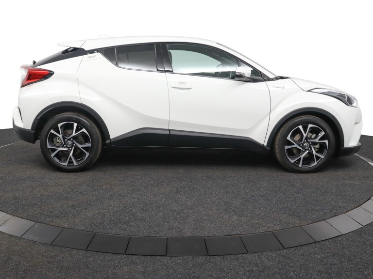 Toyota C-HR - 1.8 Hybrid Dynamic 13