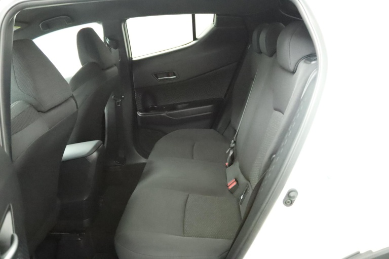 Toyota C-HR - 1.8 Hybrid Dynamic 18