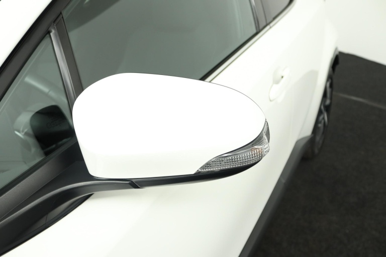 Toyota C-HR - 1.8 Hybrid Dynamic 37