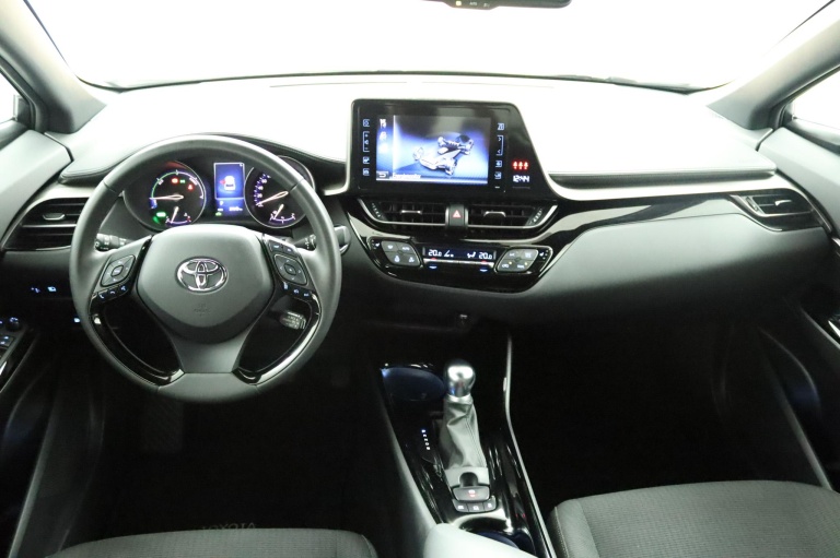 Toyota C-HR - 1.8 Hybrid Dynamic 4