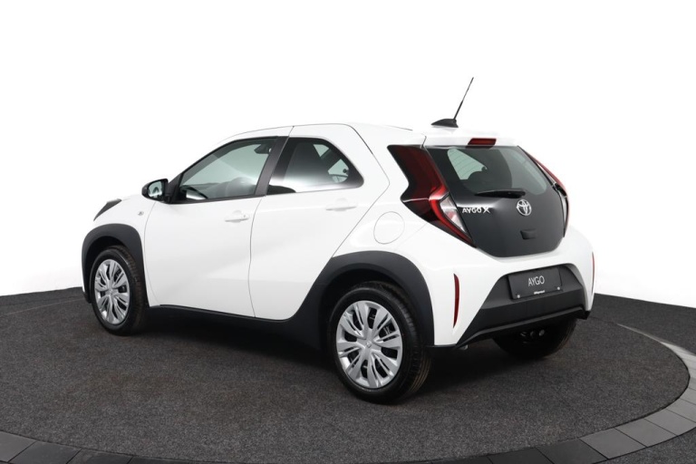 Toyota Aygo X - 1.0 VVT-i MT Play 11
