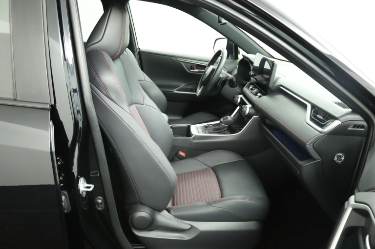 Suzuki Across - 2.5 Plug-in Hybrid Style Business 22