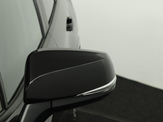 Suzuki Across - 2.5 Plug-in Hybrid Style Business