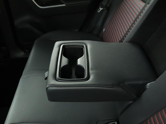 Suzuki Across - 2.5 Plug-in Hybrid Style Business