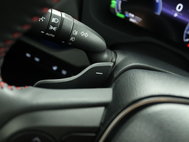 Suzuki Across - 2.5 Plug-in Hybrid Style Business