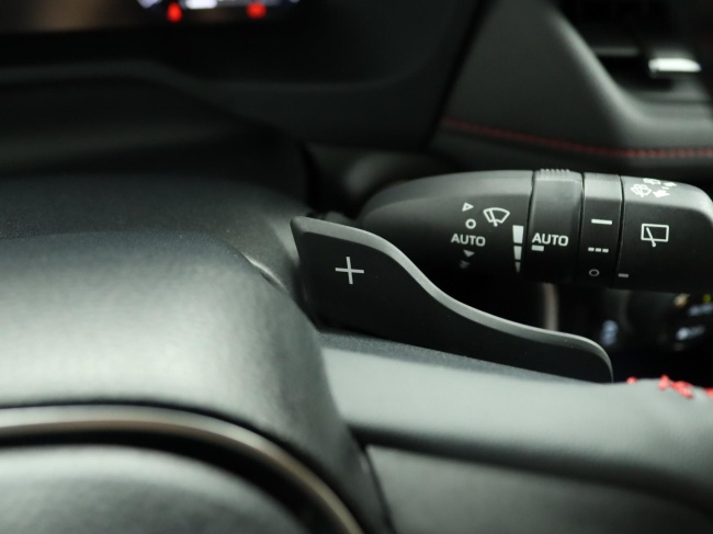 Suzuki Across - 2.5 Plug-in Hybrid Style Business