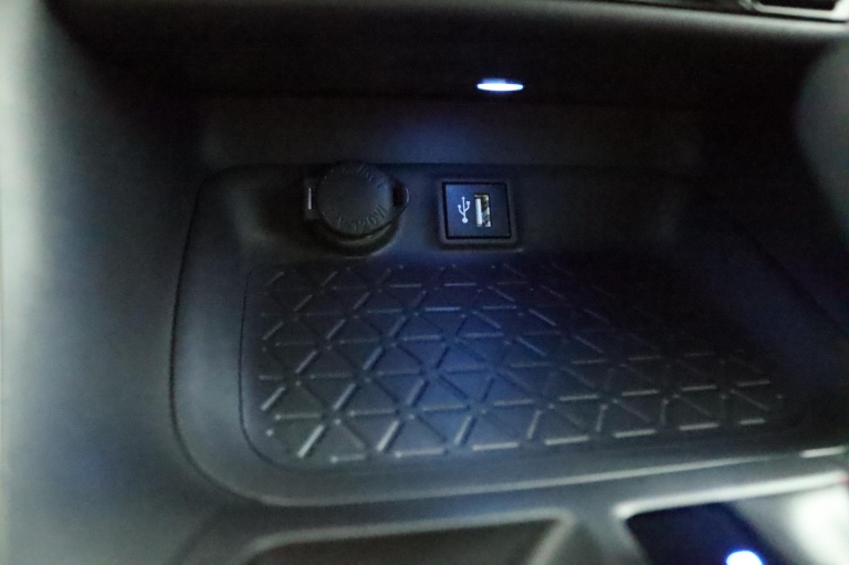 Suzuki Across - 2.5 Plug-in Hybrid Style Business 60