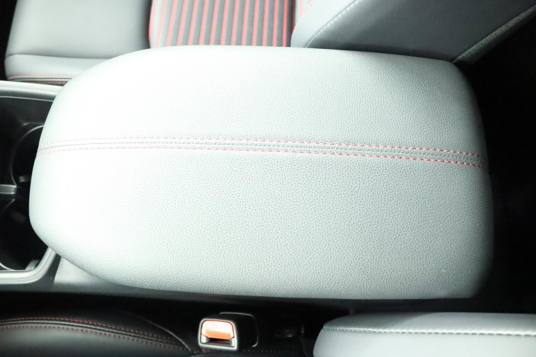 Suzuki Across - 2.5 Plug-in Hybrid Style Business 62