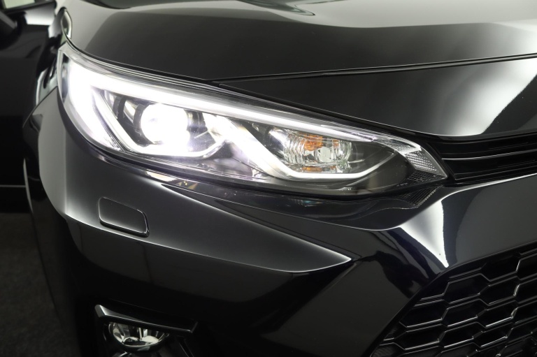 Suzuki Across - 2.5 Plug-in Hybrid Style Business 68