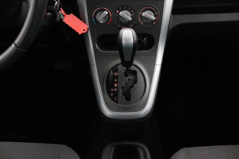 Suzuki Splash - 1.2 Comfort 15