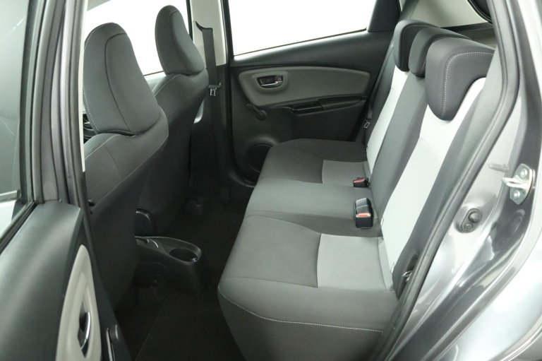 Toyota Yaris - 1.5 VVT-i Active 18