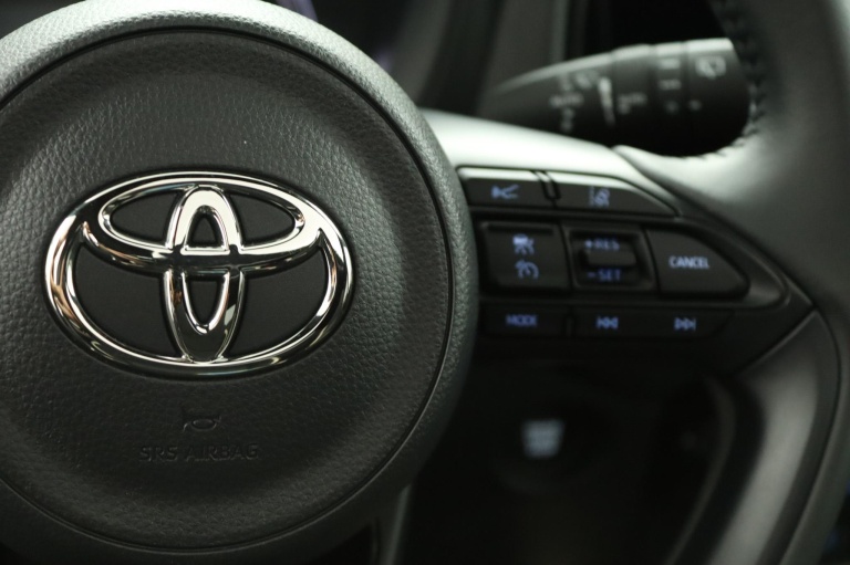 Toyota Aygo X - 1.0 VVT-i S-CVT Envy 21