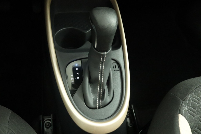 Toyota Aygo X - 1.0 VVT-i S-CVT Envy 27