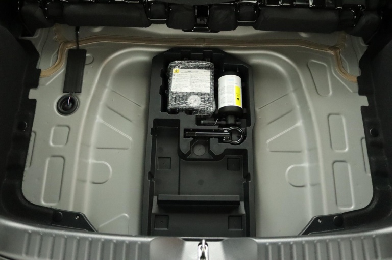 Toyota Aygo X - 1.0 VVT-i S-CVT Envy 33