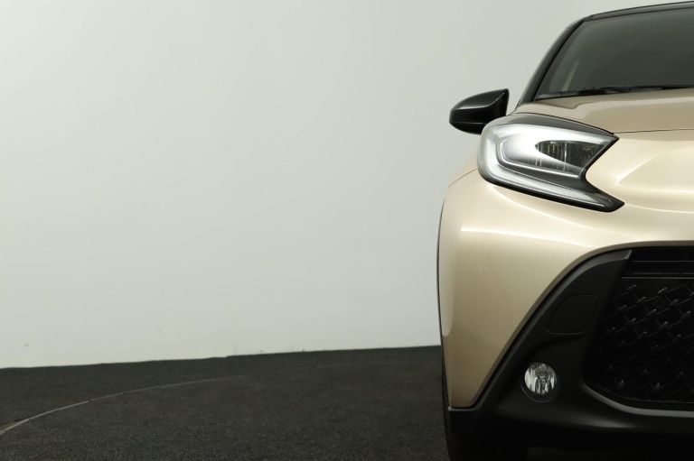 Toyota Aygo X - 1.0 VVT-i S-CVT Envy 35