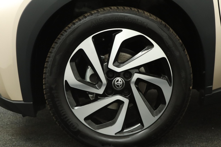 Toyota Aygo X - 1.0 VVT-i S-CVT Envy 37